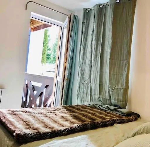 T4 8 Couchages Spacieux Et Cosy Au Pied Des Pistes * Génos