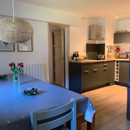 T4 8 Couchages Spacieux Et Cosy Au Pied Des Pistes * Génos