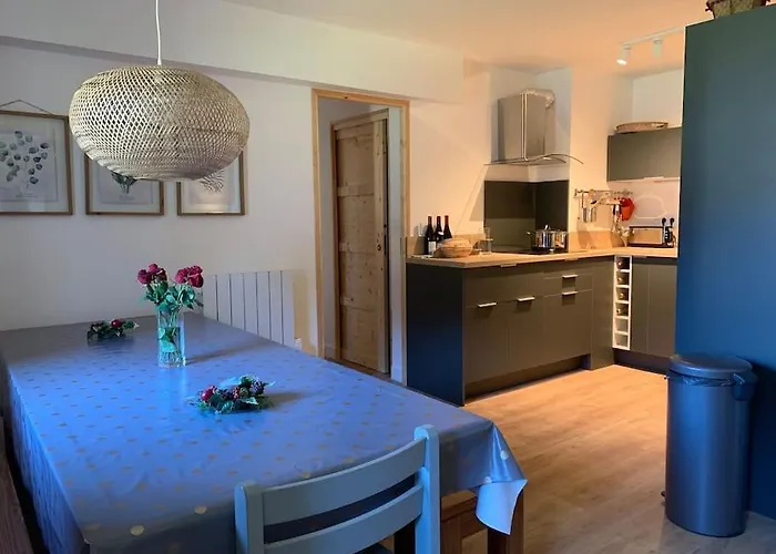 T4 8 Couchages Spacieux Et Cosy Au Pied Des Pistes * Génos